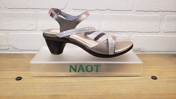 Naot Innovate - New Taupe